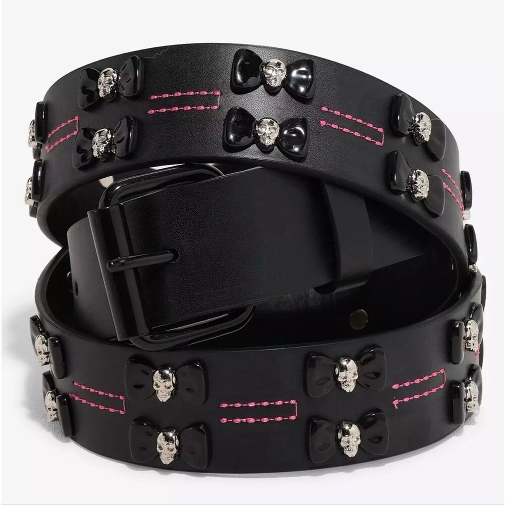 Hot Topic Black & Pink Skull Bow Grommet Belt Plus Size 2X Nwot